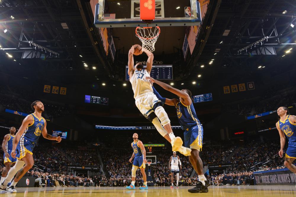 赞助商寥寥 赞助商寥寥