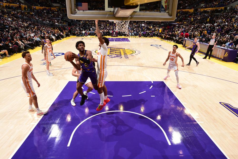 自蒙雷亚尔以来，廷贝尔是阿森纳首位英超单场造3球的后卫