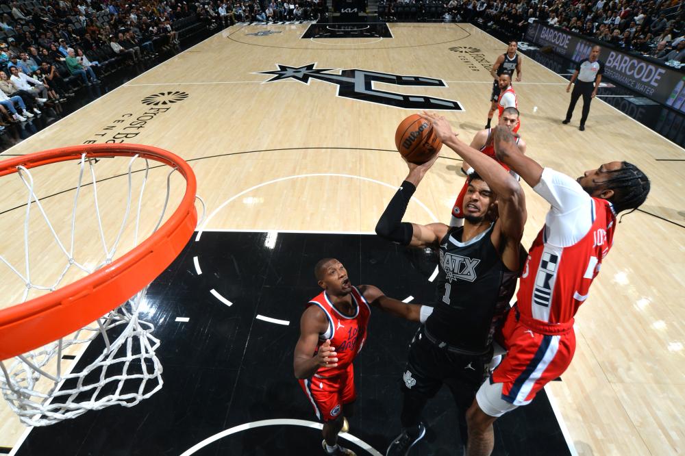 特中场恩梅 特中场恩梅