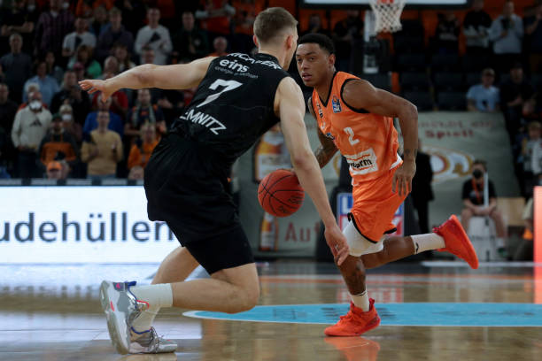 的特点与德 的特点与德