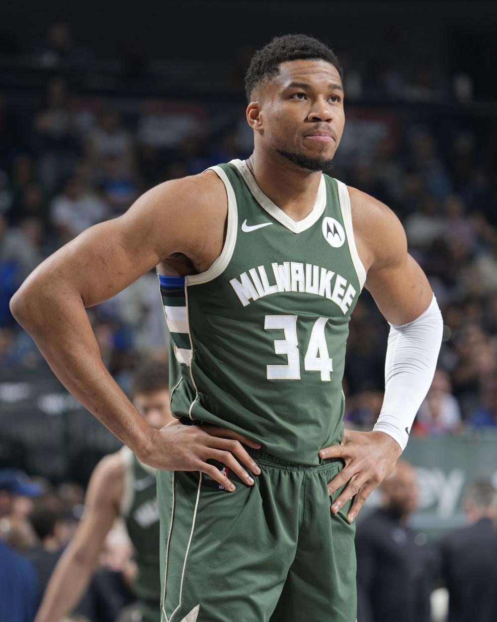 但球场上不 但球场上不