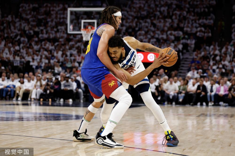 并指出这场 并指出这场